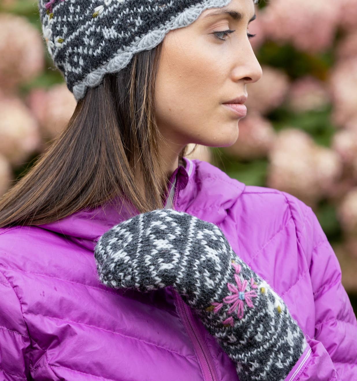Ballad Mittens – Wool Knit with Embroidered Floral Detail