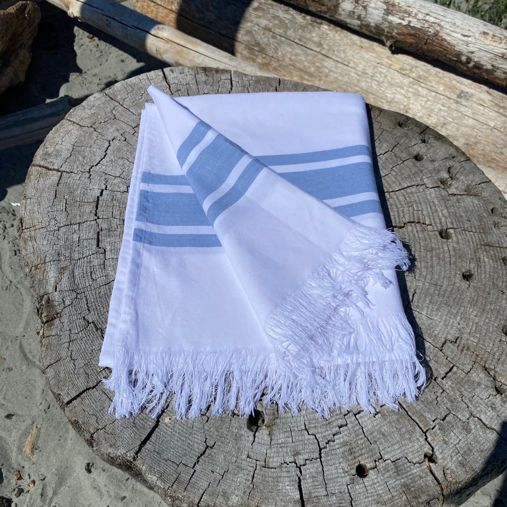 Coastal Farmhouse | Lightweight Throw | 100% Cotton