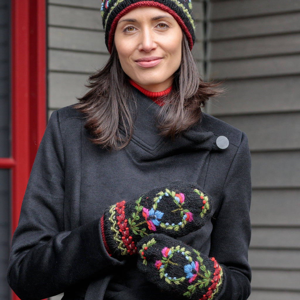 Munich Embroidered Wool Mittens