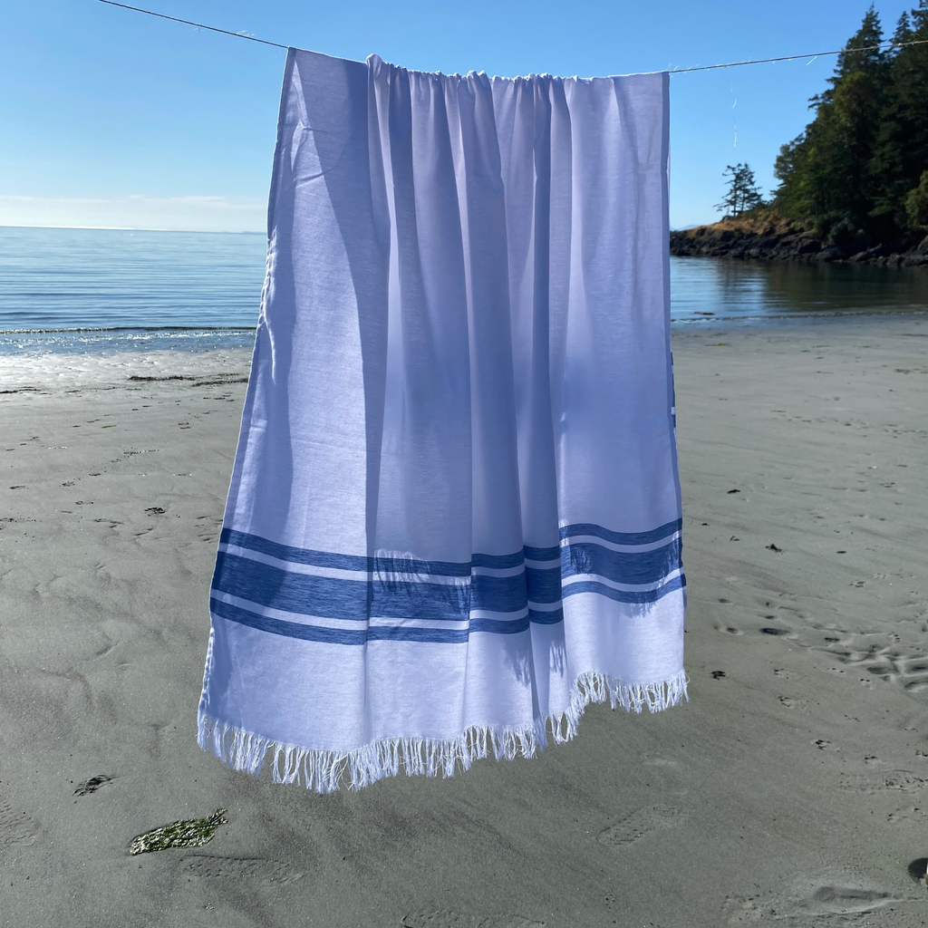 Coastal Farmhouse | Lightweight Throw | 100% Cotton