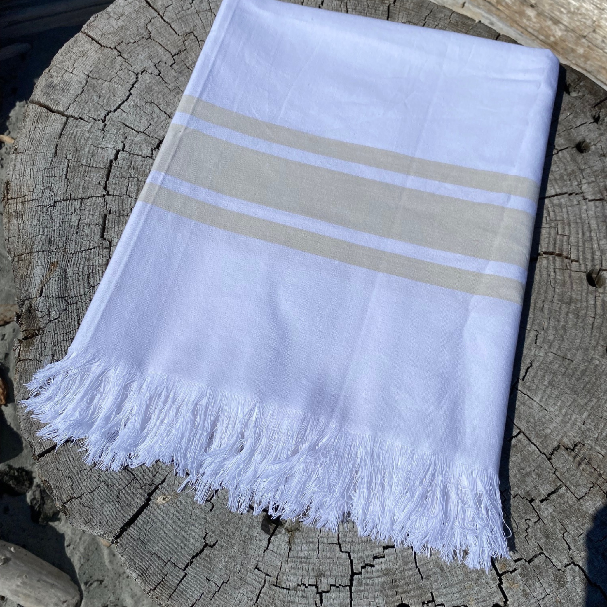 Coastal Farmhouse | Lightweight Throw | 100% Cotton
