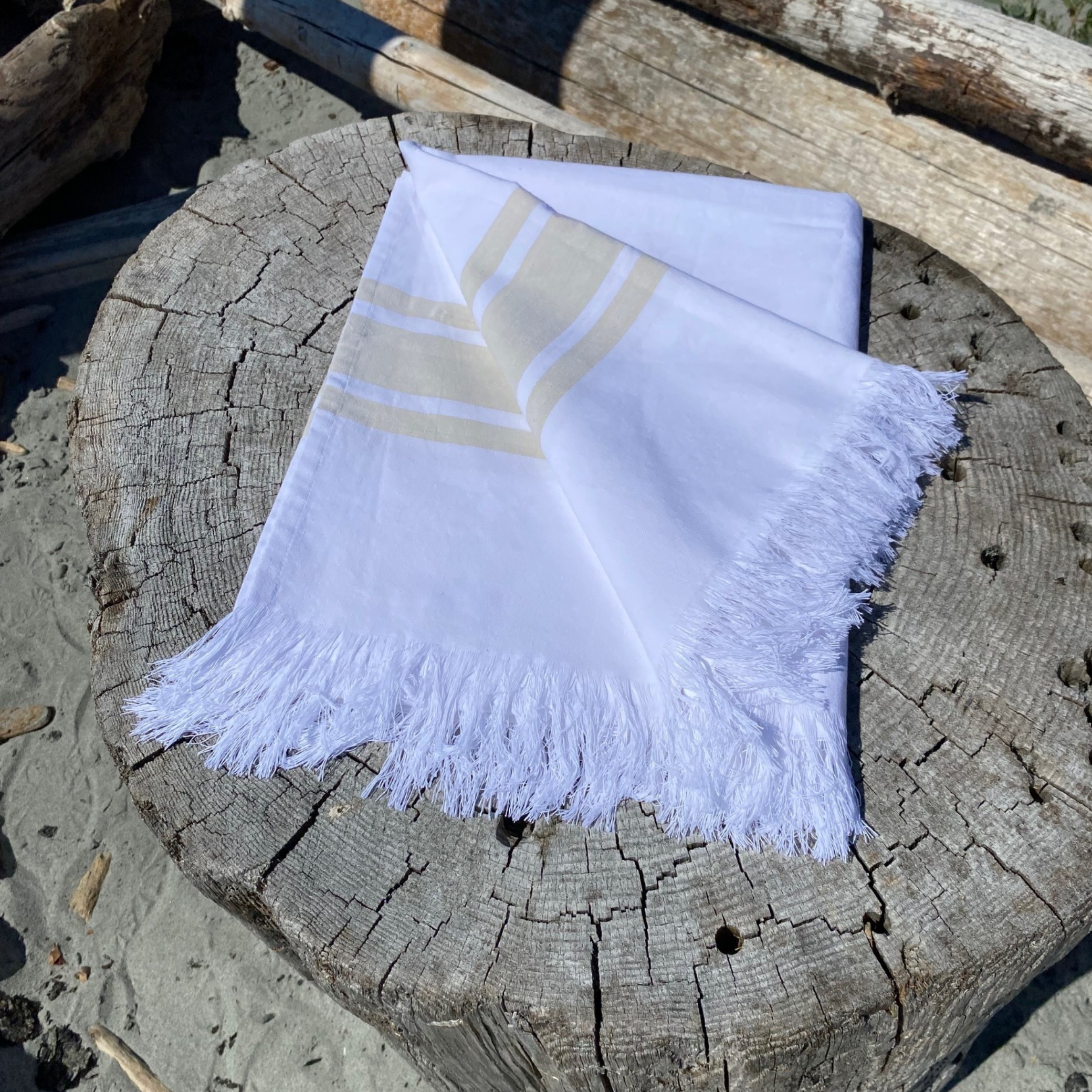 Coastal Farmhouse | Lightweight Throw | 100% Cotton