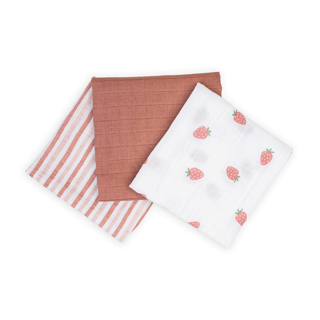 3-Pack Muslin Receiving Blankets – Strawberries